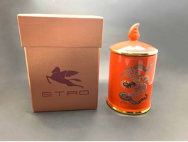 Etro candle oriental wood packaging